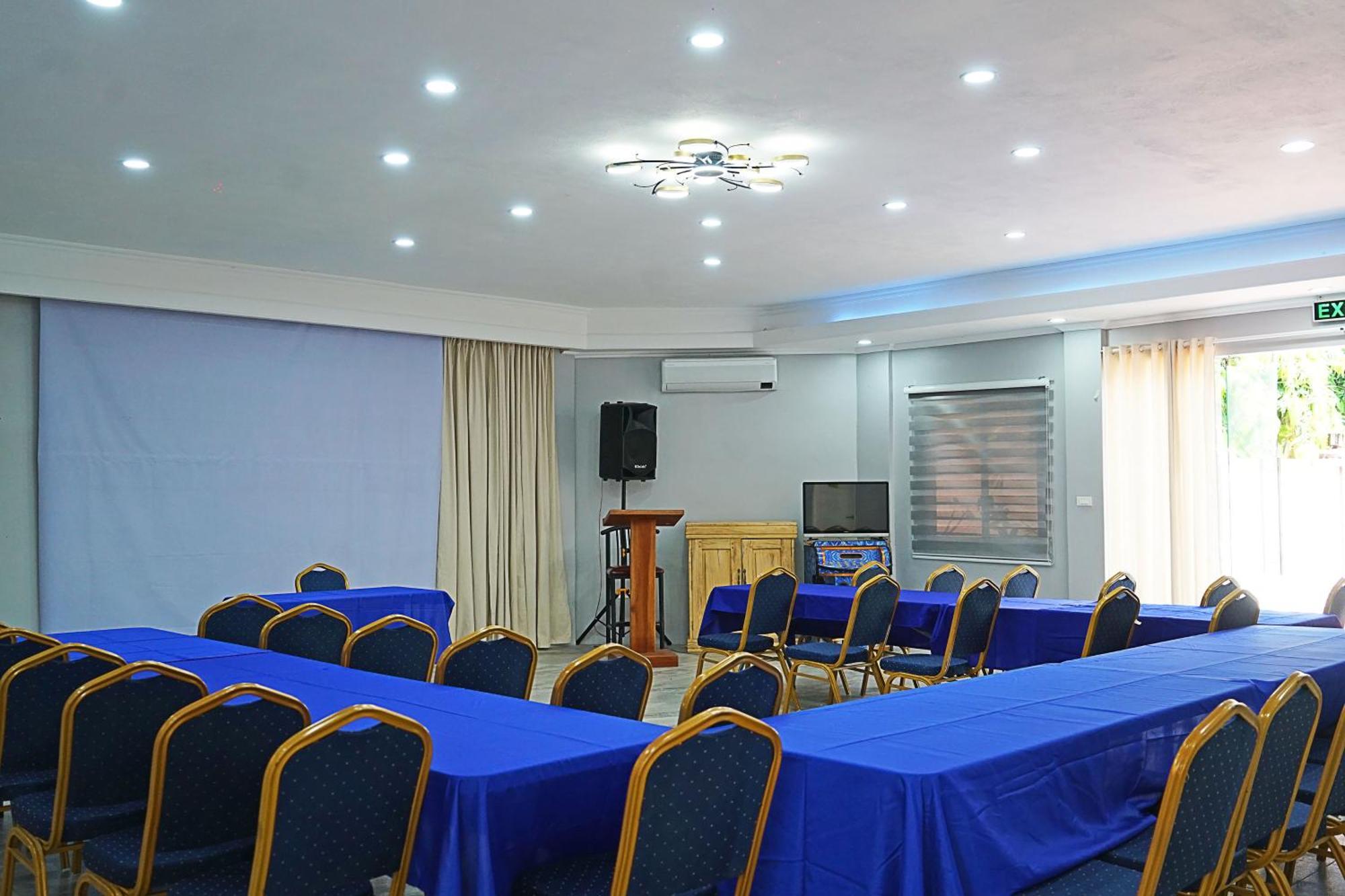Bella Vista Resort Naguilian Bagian luar foto