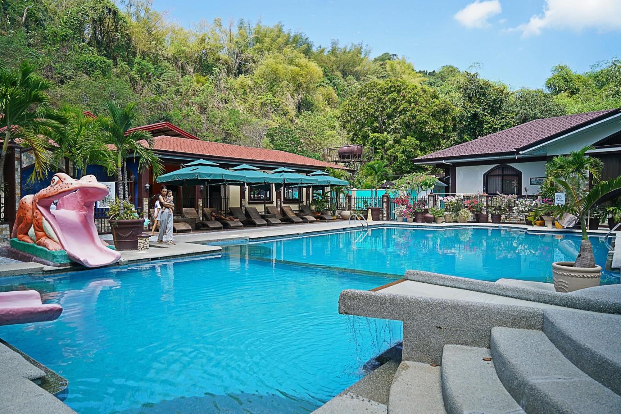 Bella Vista Resort Naguilian Bagian luar foto